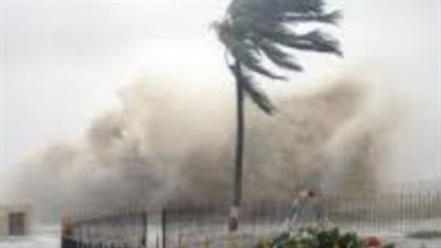 تعطل الرحلات الجوية والقطارات والعبارات في نيوزيلندا بسبب الأمطار والرياح