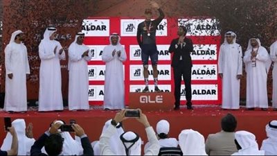 ريمكو إيفينيبول يضرب بقوة في أبوظبي ويخطف القميص الأحمر في طواف الإمارات