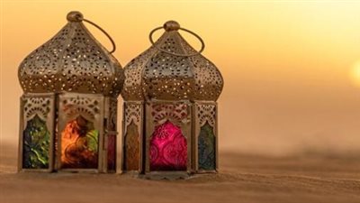 تهنئة رمضان الرسمية: نماذج رسائل احترافية لزملاء العمل والمديرين في الشهر الفضيل