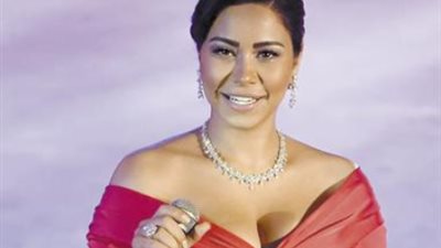 بعد غياب وأزمات: شيرين عبد الوهاب تختار 