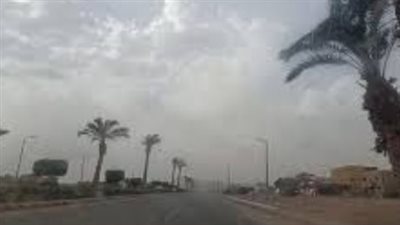 بيان هيئة الأرصاد الجوية عن طقس اليوم: أمطار وسحب منخفضة ونشاط للرمال