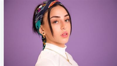 نيكي نيكول و