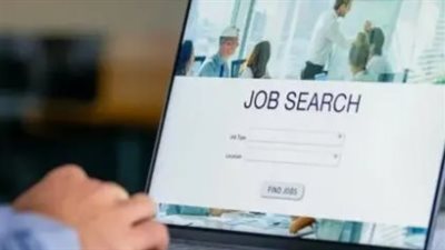 كيف تحصل على وظيفة في السويس براتب 9000 جنيه؟.. تفاصيل نشرة وزارة العمل الجديدة