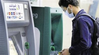 خدمات البنك الأهلي الرقمية وماكينات ATM.. البديل المثالي بعد مواعيد العمل الرمضانية