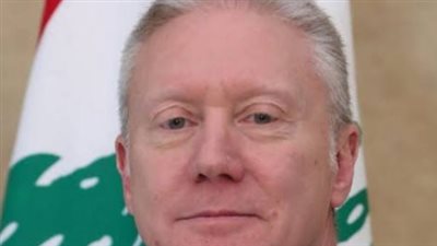 البنية التحتية اللبنانية في دائرة الاستهداف.. هل تفتح إسرائيل جبهة الشمال؟