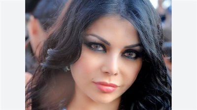 هيفاء وهبي.. سيرة ذاتية ترصد قصة صعود نجمة لبنانية من المحلية إلى العالمية