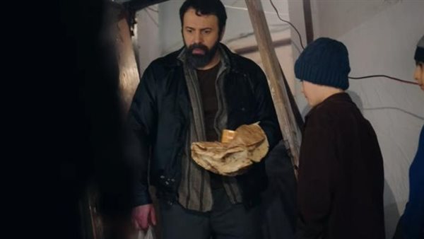 جابر”.. تيم حسن يفكك الشخصية ويعيد بناءها في “مولانا