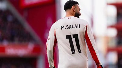 أرقام خيالية وخيارات محدودة.. كيف تحكم لغة المال وجهة محمد صلاح القادمة؟