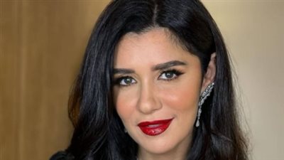 الفنانة غادة عادل.. البدايات الفنية والتألق في الكليبات والسينما الشبابية