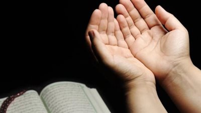دعاء اليوم العاشر من رمضان المكتوب.. كلمات تفتح لك أبواب السماء وتريح القلوب