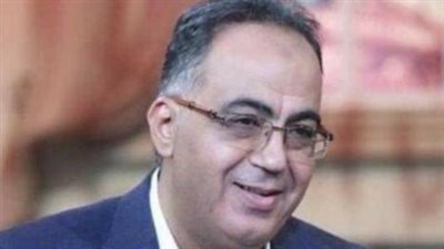  كيف تحول أبو المعاطي زكي إلى أيقونة صمود؟