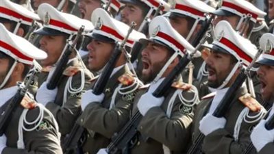 زلزال عسكري في الشرق الأوسط: إيران تضرب ناقلات نفط أمريكية وبريطانية في هرمز