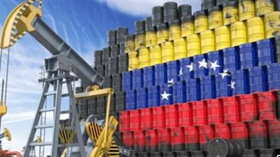 صراع الناقلات يعود للواجهة.. شلل جزئي في حركة الشحن البحري بعد هجمات متبادلة