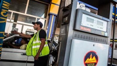 مستقبل الطاقة في مصر 2026: كيف نجحت الحكومة في تثبيت أسعار البنزين لمدة عام؟