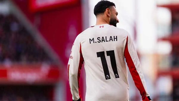 أرقام خيالية وخيارات محدودة.. كيف تحكم لغة المال وجهة محمد صلاح القادمة؟