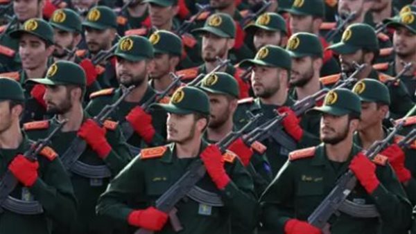 اضطراب القرار العسكري في طهران.. صراع الصلاحيات يخرج إلى العلن ويضغط إقليميًا