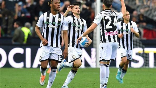 مواعيد مباريات الاثنين.. صدام الملكي في البرنابيو وديربي مصري مثير بالدوري