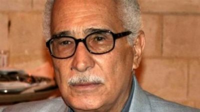 عبد الرحمن أبو زهرة.. عملاق المسرح الذي طوع الأدب العالمي بصوته الاستثنائي