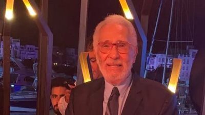 سيد اللغة العربية والدراما.. من هو الفنان القدير عبد الرحمن أبو زهرة؟