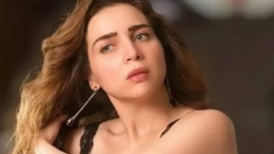 رحلة مي عز الدين من 