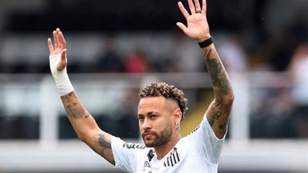 ليست مجرد كرة قدم.. كيف تحول نيمار إلى “أغلى علامة تجارية” في التاريخ؟