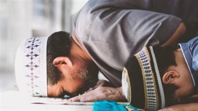 صلاة العشاء والفجر: دليلك الشامل لمواقيت الصلاة اليوم الخميس في أنحاء الجمهورية