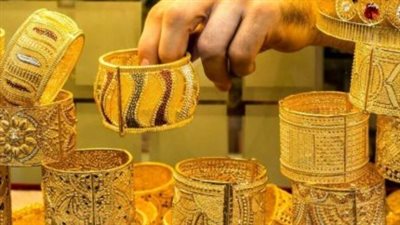 المعدن الأصفر في نطاق عرضي: تحليل مؤشرات الزخم والاتجاهات المستقبلية للذهب