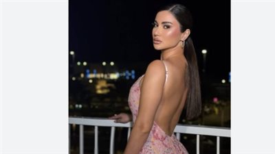 تحليل مشوار هدى الإتربي: كيف غيرت كاميرا الموبايل حياتها لتصبح نجمة صف أول؟