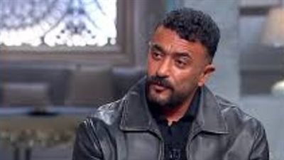 تفاعل أحمد العوضي مع جمهوره: لغز اختفاء 