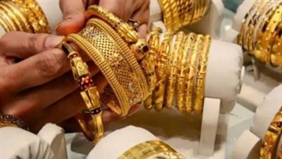 هبوط عالمي وتراجع محلي.. بوصلة الذهب تتجه للأسفل للأسبوع الثاني على التوالي