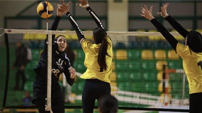 الأهلي يضرب موعدًا مع الزمالك في نهائي كأس مصر للكرة الطائرة سيدات