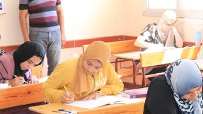 الأوراق المطلوبة لتسليم استمارة الثانوية العامة.. تعرف على الرسوم والطوابع والمستندات