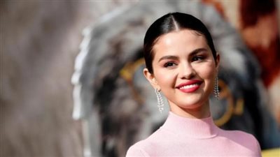 سيلينا غوميز تكشف عن رغبتها في إنجاب 4 أطفال من زوجها بيني بلانكو