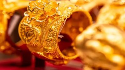 المعدن الأصفر يبحث عن استقرار وسط ضغوط الفيدرالي الأمريكي والتوترات العالمية