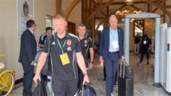 بعثة الأهلي في القاهرة.. حالة استنفار داخل التتش لتعويض خسارة الذهاب