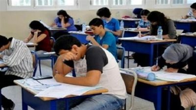 دليل الطالب للنماذج الاسترشادية 2026: مواعيد طرح نماذج اللغات الأجنبية والعربية