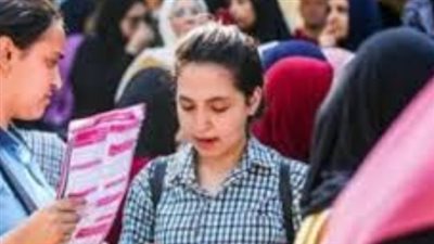 كيف تستعد لامتحانات الثانوية العامة؟ الوزارة تضع خارطة طريق النماذج الاسترشادية والإجابات