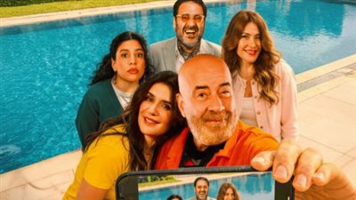 كيف استطاع فيلم فاميلي بيزنس جذب الجمهور في دور العرض السينمائي؟