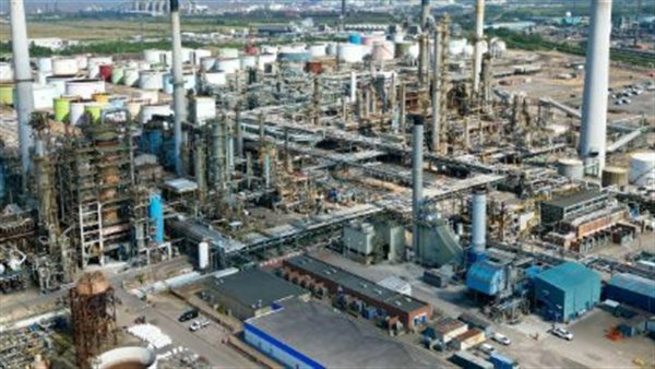 ماذا حدث في منشأة النفط العملاقة؟