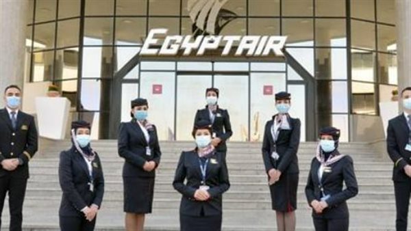 سفراء مصر في السماء.. كيف يعكس زي أطقم الضيافة صورة الدولة عالميًا؟