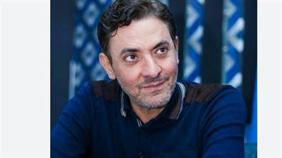 بمكياج سينمائي مرعب.. فتحي عبد الوهاب يشعل منصات التواصل الاجتماعي بكلمة واحدة