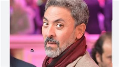 كواليس صورة فتحي عبد الوهاب التي قلبت الفيسبوك.. تفاصيل الماكياج والشخصية المنتظرة