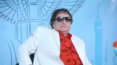 محيي إسماعيل يتصدر المشهد بلقاء ودي مع نجوم مجلس نقابة المهن التمثيلية