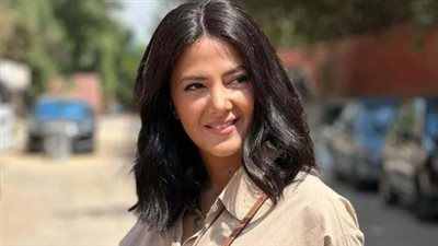 دنيا سمير غانم في السينما والتلفزيون: قائمة شاملة بأهم أعمالها وجوائزها الفنية