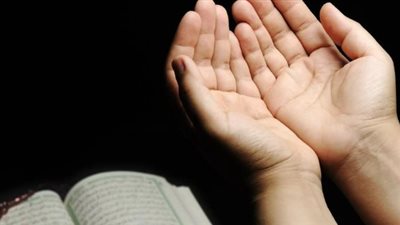 فضل دعاء المطر.. ساعة استجابة يغفل عنها المسلمون وسط زخات الخير والبركة