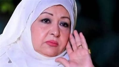 السيرة الذاتية للفنانة عفاف شعيب: دراسة الفن المسرحي وبدايات التألق في السبعينيات