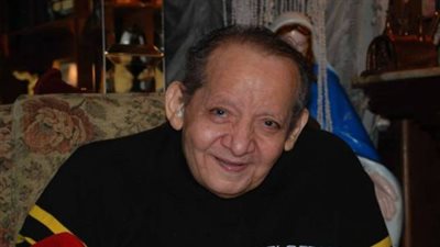 جورج سيدهم والدكتورة ليندا.. قصة حب بدأت قبل المرض بعام واستمرت بالوفاء ربع قرن