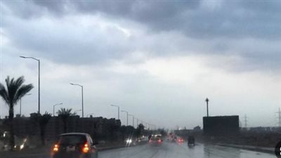 انخفاض الرؤية الأفقية لـ 500 متر.. هيئة الأرصاد تحذر من العواصف الترابية في المناطق المكشوفة