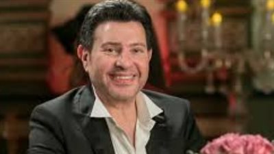 رحلة هاني شاكر من مستشفيات القاهرة إلى باريس.. القصة الكاملة لأزمة 