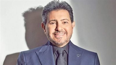 تحسن كبير في صحة هاني شاكر.. الطبيب المعالج يسمح له بالحركة ومغادرة المستشفى قريبًا